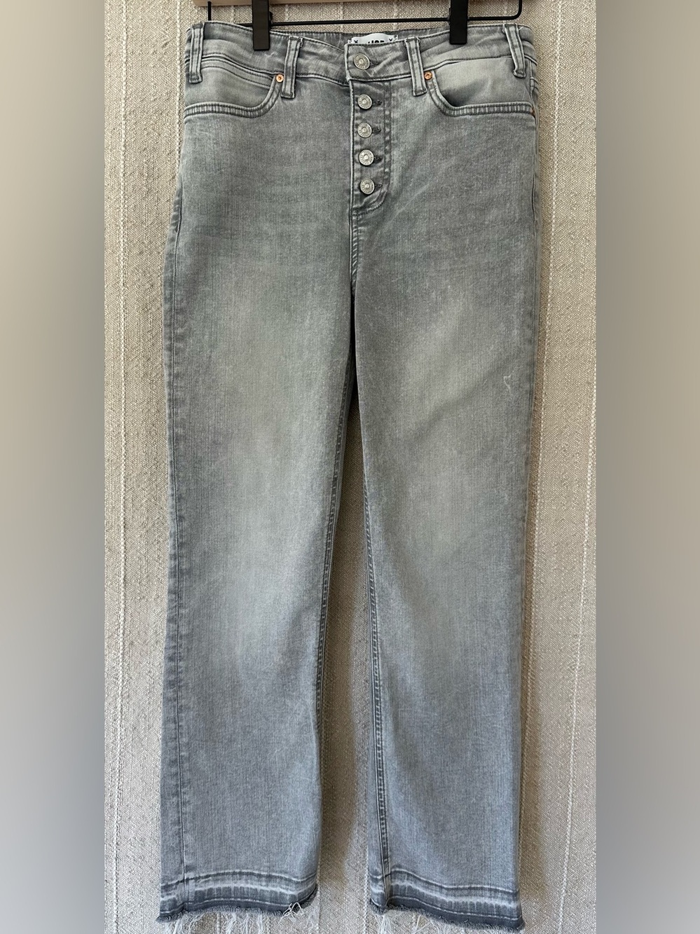 Paige Cindy Crop in Grey